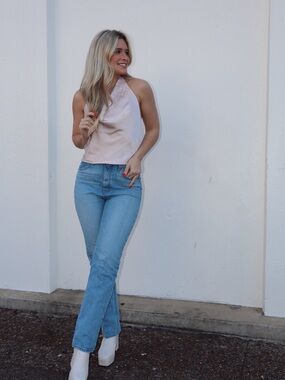 Sleeveless Halter Tie-Back top